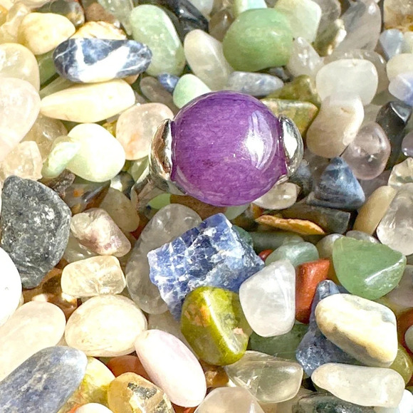 Alquimia Jewelry - Purple Jade silver gem ring /joy and wealth crystal healing ring